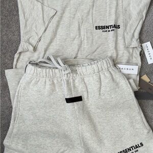 Essentials Fear of God Gray Sweatshirt and Shorts Set